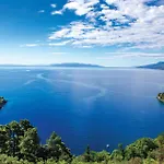 1 Bedroom Gorgeous In * Brseč