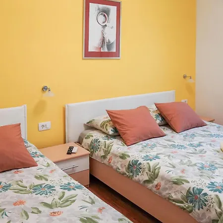 1 Bedroom Gorgeous In Διαμέρισμα
