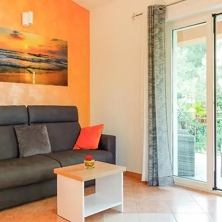 1 Bedroom Gorgeous In