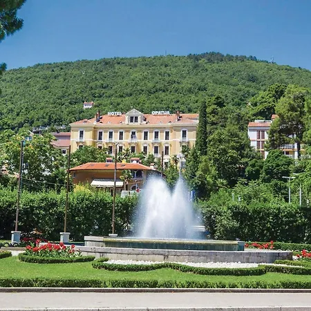 Διαμέρισμα 1 Bedroom Gorgeous In Brseč